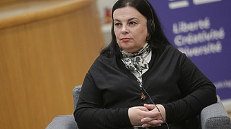 И ф главният прокурор Борислав Сарафов пише лично до съдията от