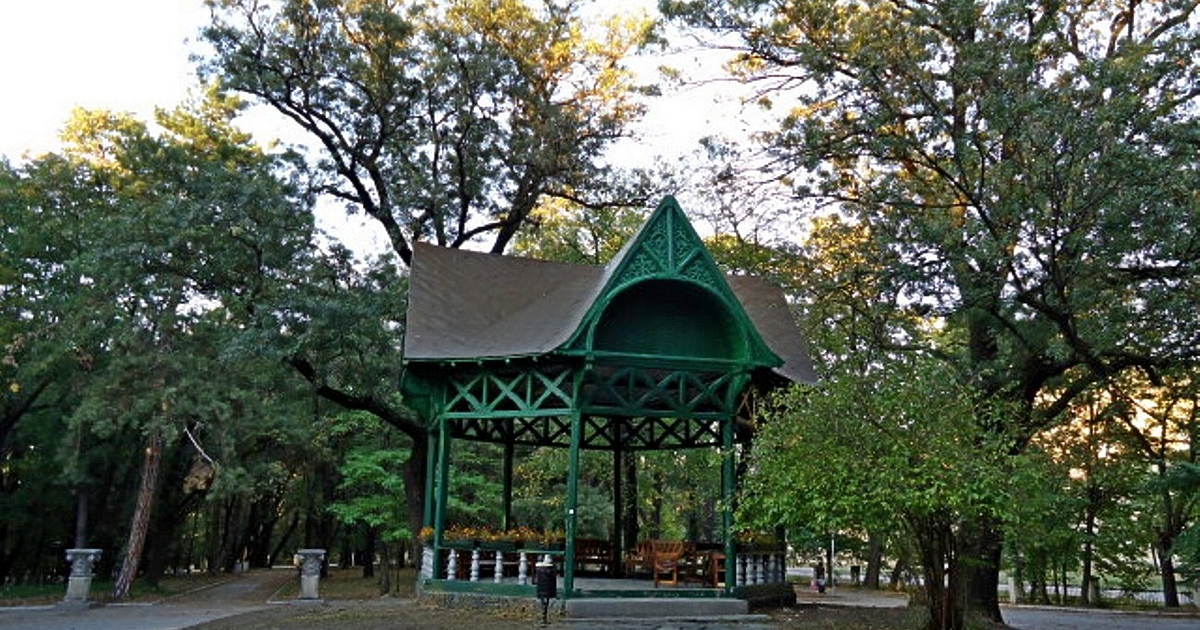 Още 30 декара от парка на Военната академия Г. С.