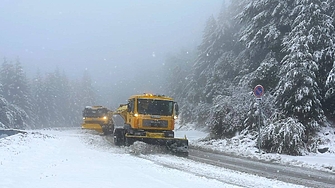 Първият сняг за сезона покри Витоша през изминалата нощ Екипите