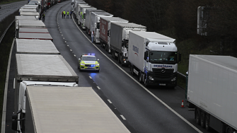 Докато в България магистрала Хемус се строи вече половин век