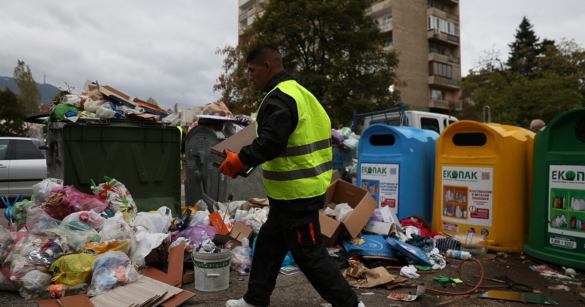 Фирмата, която отговаря за разделното събиране на отпадъци в София