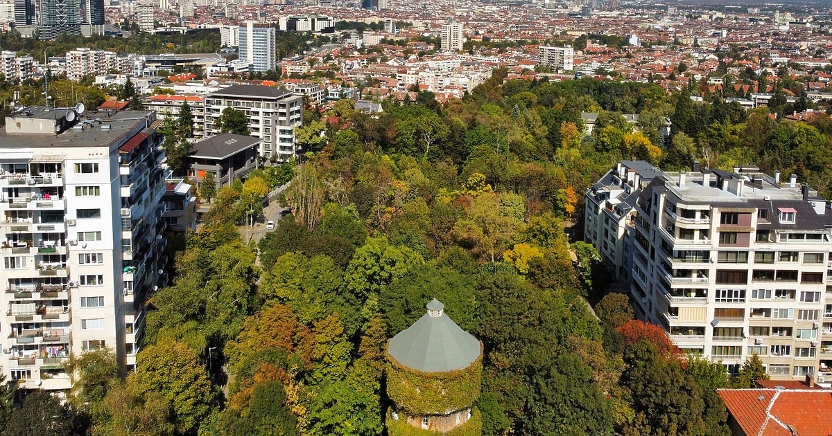 През третото тримесечие на 2025 г. местните администрации са издали