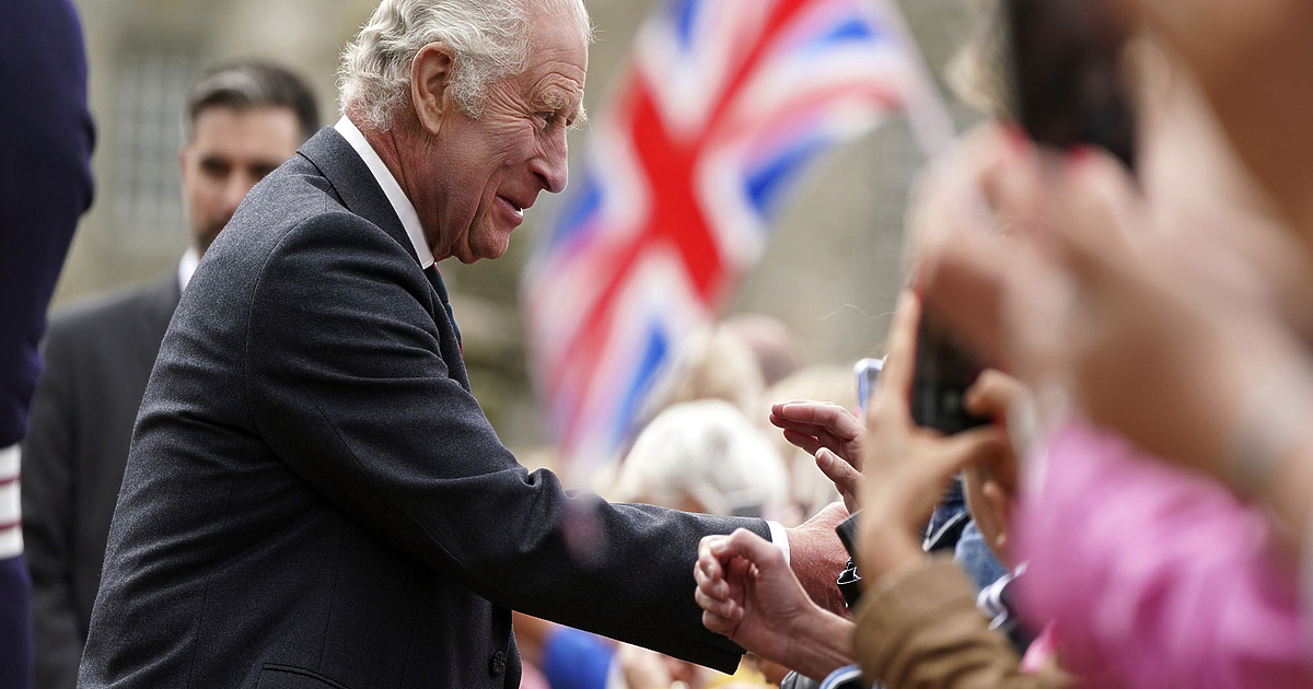 Британският крал Чарлз Трети откри мемориал, посветен на хомосексуалните, бисексуалните