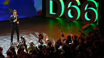 Крайнодясната Партия на свободата PVV на Герт Вилдерс и центристката