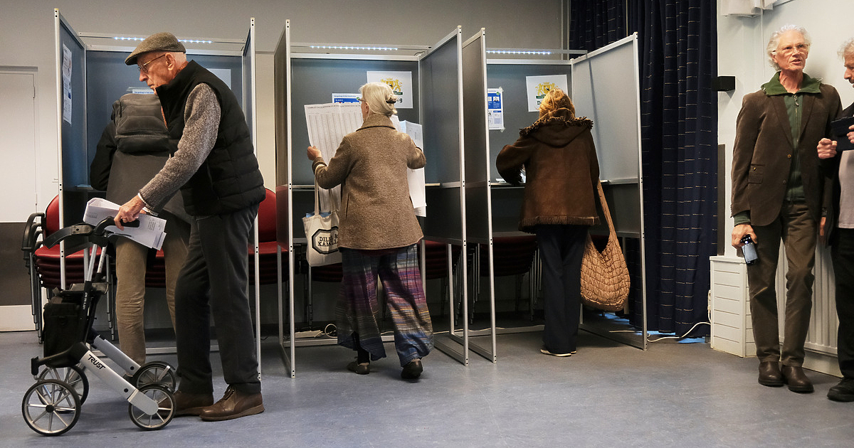 Почти половината от гражданите в 9 западни държави - САЩ,