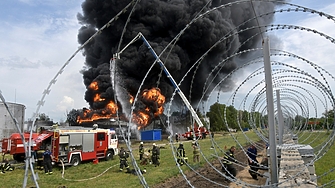 Украинска атака с дронове през нощта временно прекъсна електроснабдяването и