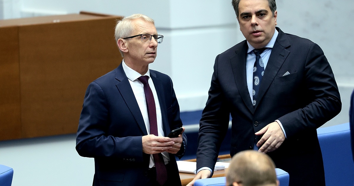 Националният съвет на Продължаваме промяната“ (ПП) избра акад. Николай Денков