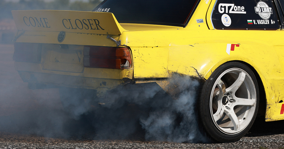 25-годишен шофьор-отличник с 26 фиша, 15 акта и двукратно отнемана