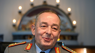 Русия никога не трябва да си въобразява че може да