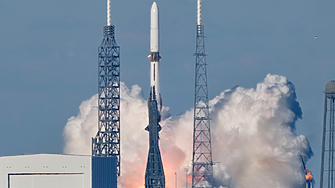 Компанията Блу Ориджин на американския милиардер Джеф Безос изстреля от