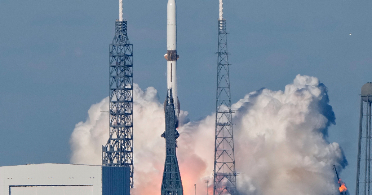 Компанията Блу Ориджин на американския милиардер Джеф Безос изстреля от