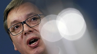 Вчера се молих днес настоявам американците да ни дадат лиценз