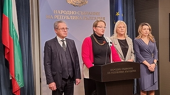 След поредица от откази правителството все пак склони да оттпусне