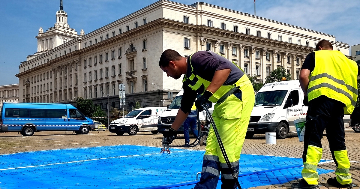 Васил Терзиев, пиша Ви от името на хората:Моля в София
