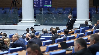 Парламентът прие на първо четене днес бюджетите на Държавното обществено
