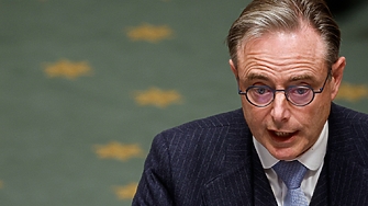 Белгийският премиер Барт де Вевер засили противопоставянето си срещу инициативата