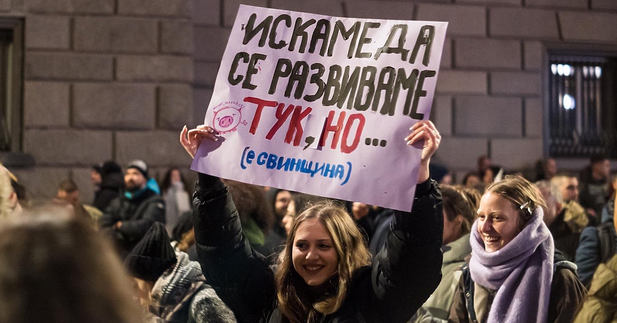 От красиви млади хора, вдигнали заплашителното Генерация Z е тук,