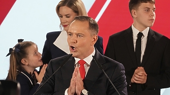 Полският президент Карол Навроцки няма да се среща с унгарския