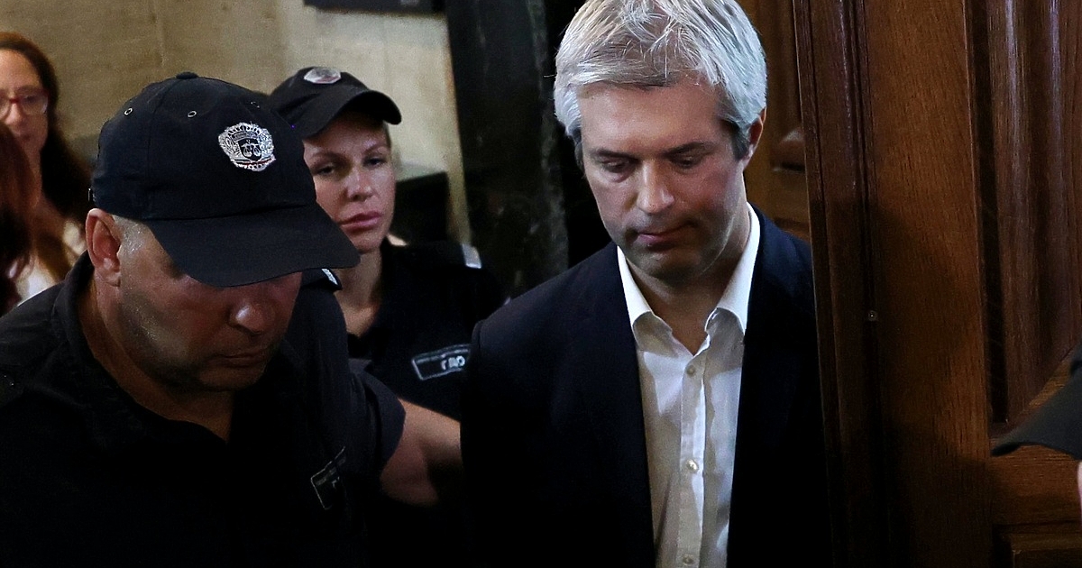 Дни след внасянето на обвинителния кат срещу варненския кмет Благомир