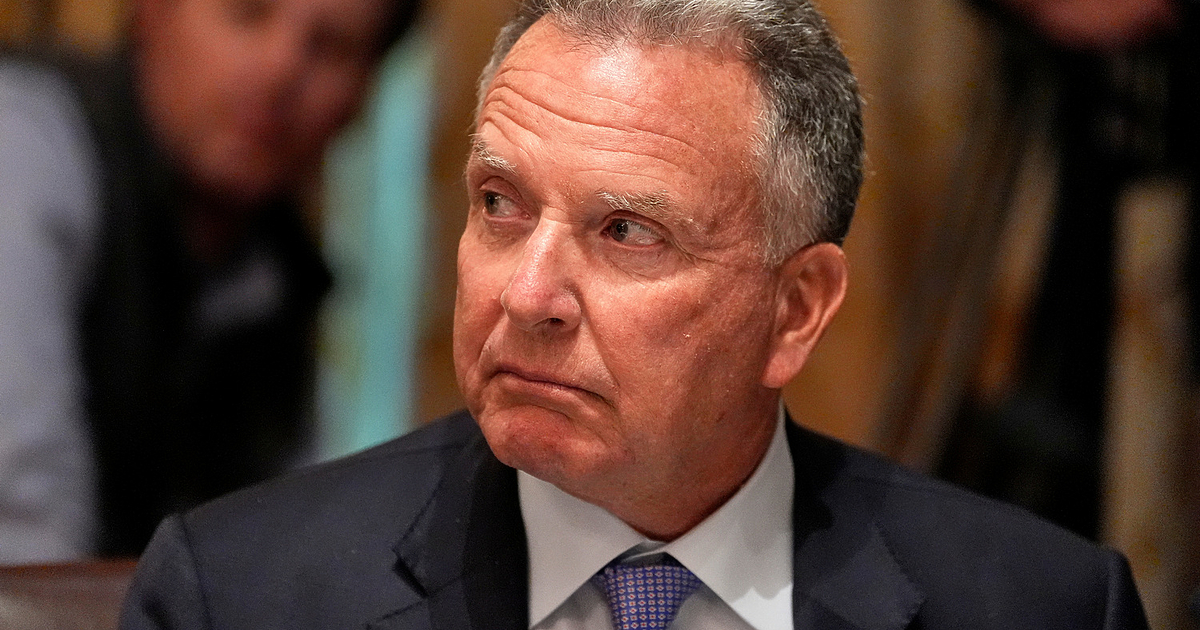 Президентът Володимир Зеленски е бил включен по високоговорителя преди седмица,