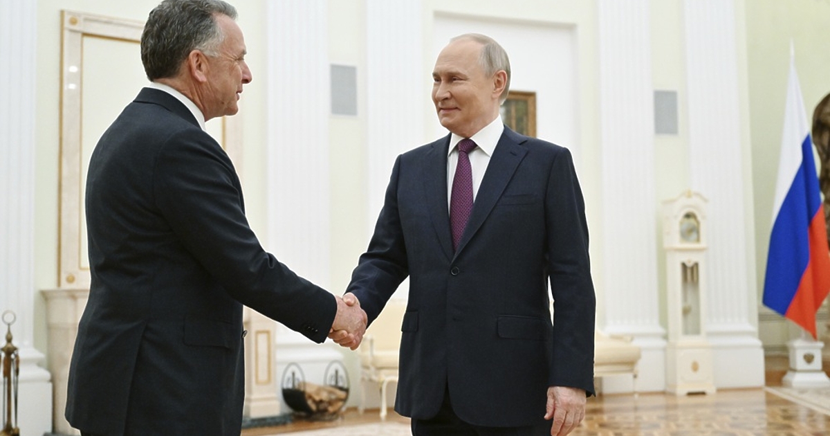 Медиите разкриха кой е посъветвал Владимир Путин да проведе онзи