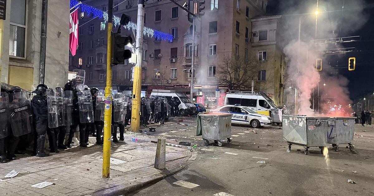 Въпреки 21 КПП организирани от полицията, това не е сработило.