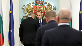 Президентът Румен Радев завърта т нар конституционна рулетка от понеделник