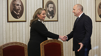 Днес започнаха консултациите свикани от президента Румен Радев с парламентарните