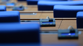 Наказаните със забележка  депутати през изминалата политическа година са 26