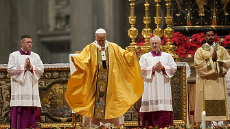 Да откажеш помощ на беден или на непознат днес  означава