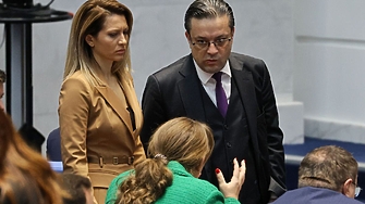 Рая Назарян е партиен член но тя няма да иска