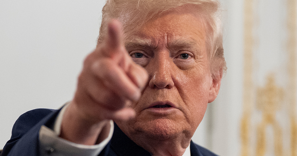 Днес администрацията на президента Доналд Тръмп официално разпореди незабавното спиране