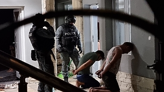 Двама от четиримата души за които се смята че са