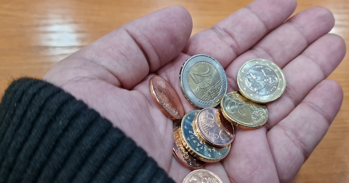 Еврото е в България, но българският шлагер “Нямам дребни! не