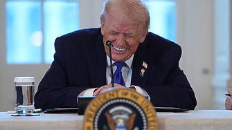 В своята книга Отвореното общество и неговите врагове Карл Попър