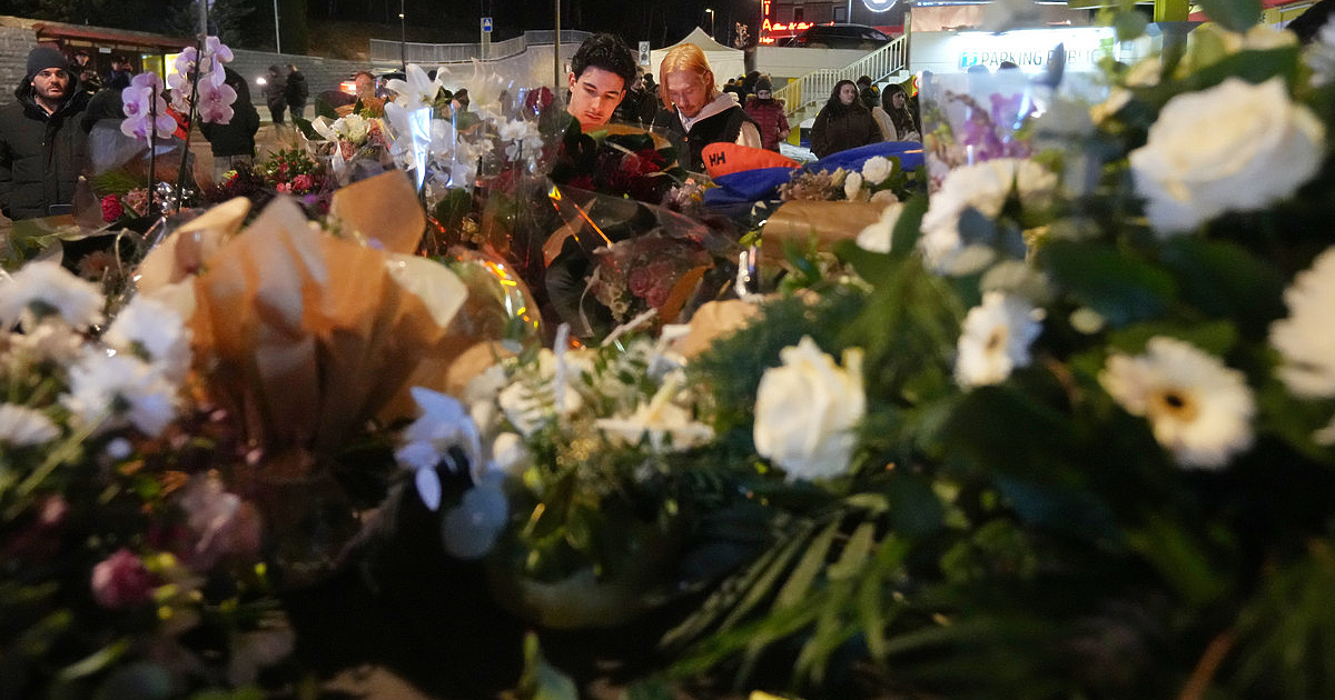 Около 40 души са загинали, а поне 115 са ранени