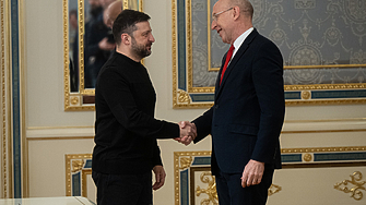 Великобритания заяви че отпуска 200 милиона лири 230 млн евро