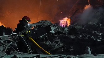 Руските сили подложиха тази нощ двата най големи украински града