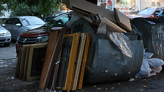 Продължава активната работа по извозването на натрупаните отпадъци в столичните