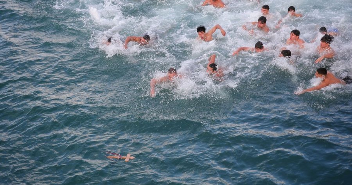 И в шестия ден на новата година останаха два акцента