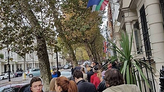 Парламентарната правна комисия изненадващо одобри на второ четене ограничения на