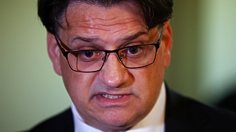 Министърът в оставка Мариан Бачев уволни тихомълком шефката на Българската