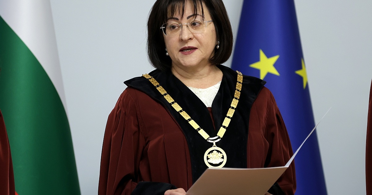 Председателят на Конституционния съд (КС) Павлина Панова е върнала“ на