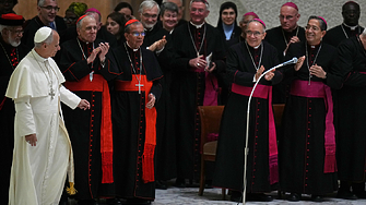 Папа Лъв Четиринадесети свиква днес и утре кардиналите от целия