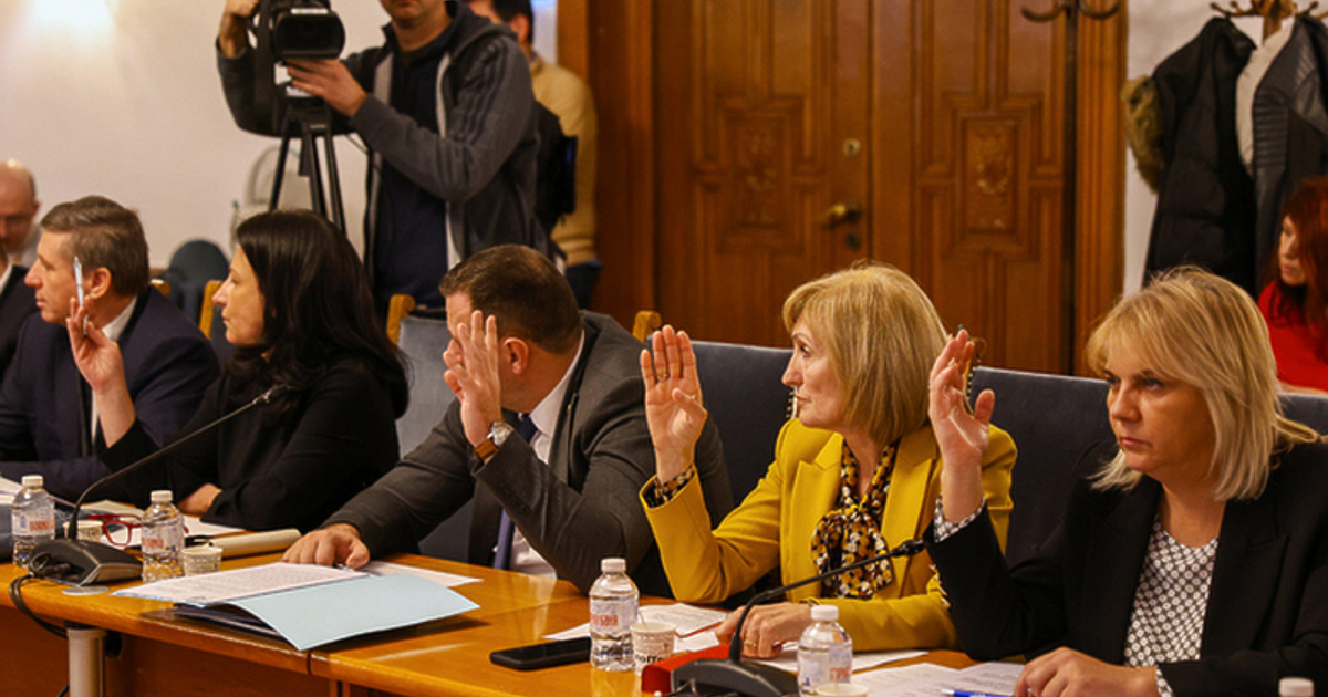 Законопроектът за изменения в Изборния кодекс, с които в 6