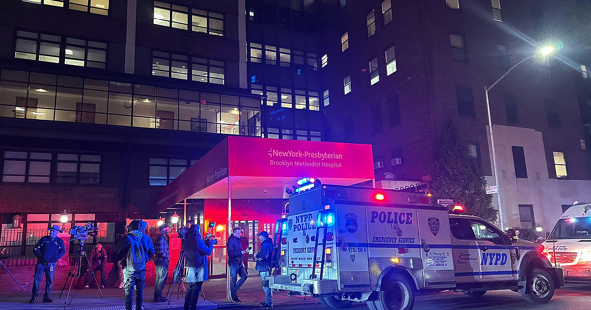 Полицията в Ню Йорк простреля смъртоносно мъж, въоръжен с остър