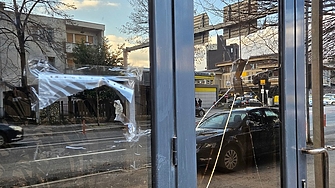 Неизвестно лице е извършило нападение над българското посолство в Скопие