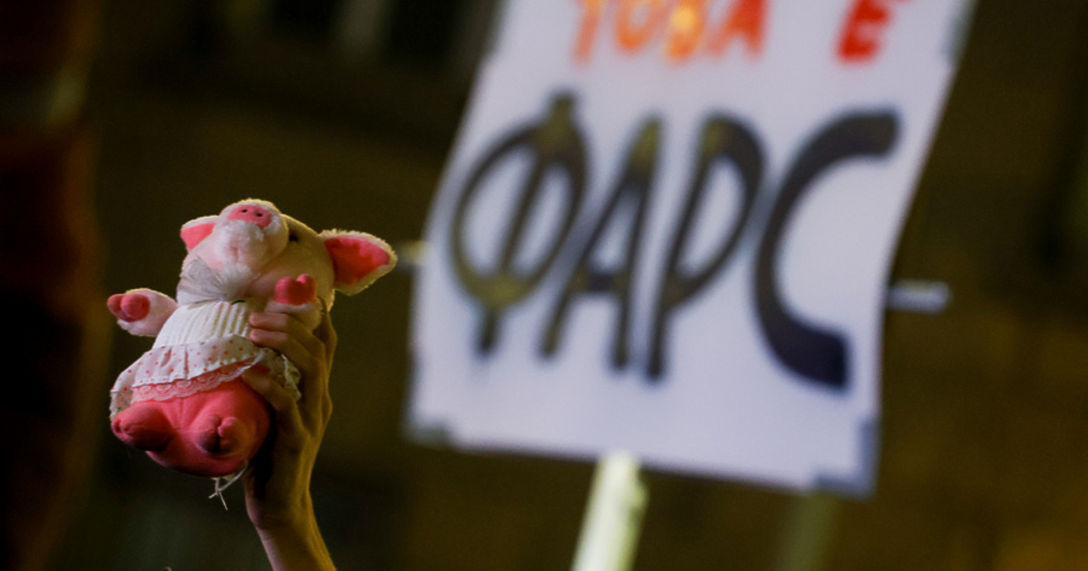 Ред в хаоса. Предполагам си спомняте за този предизборен слоган