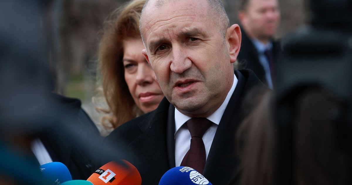 Президентът намекна, че ще забави рулетката с връчването на мандатите