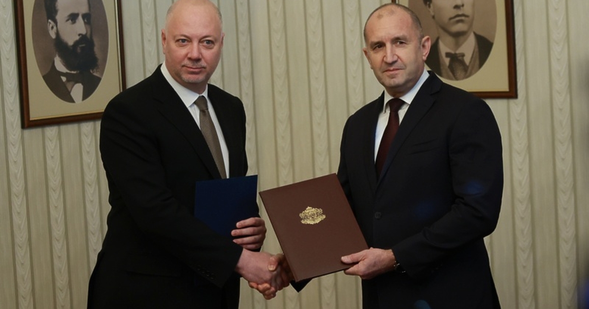 Премиерът в оставка Росен Желязков от името на ГЕРБ върна